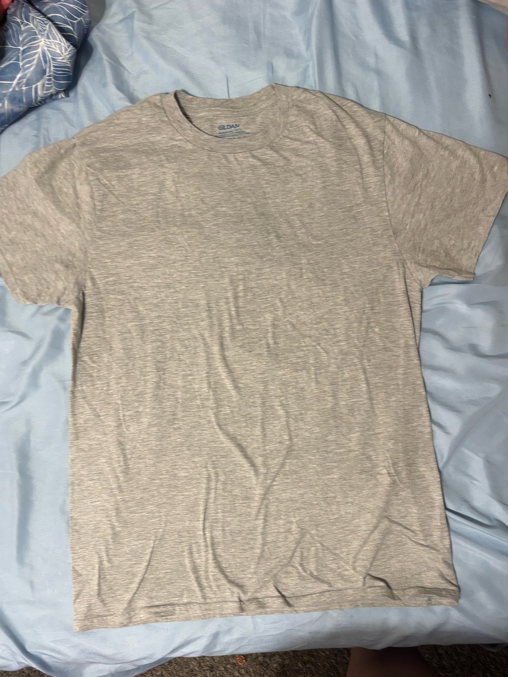 Gildan Men's Short Sleeve Crewneck T-Shirt - Light Gray Heather